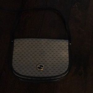 Vintage Gucci shoulder purse